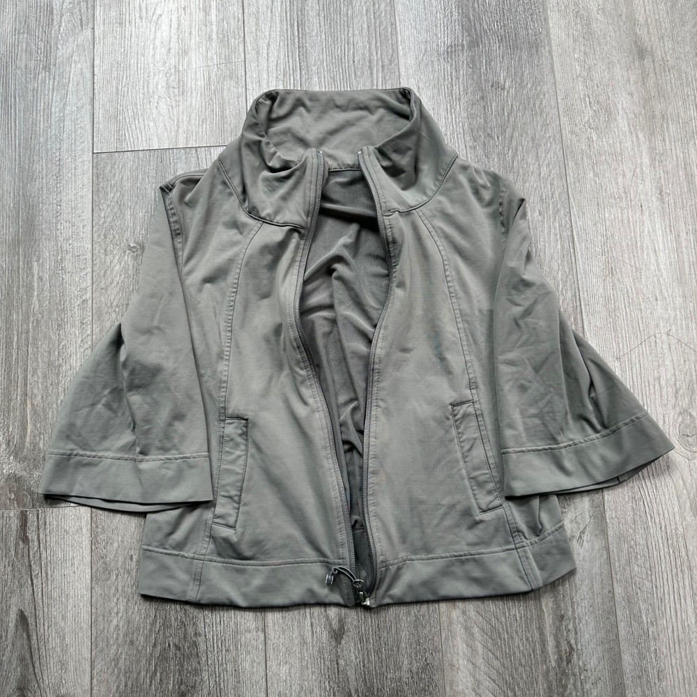 Lululemon Swing Gray Zip Jacket Size 6 Cropped Softshell Broken Zipper